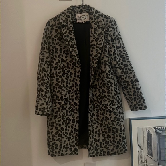 Pink martini leopard coat - Picture 2 of 2